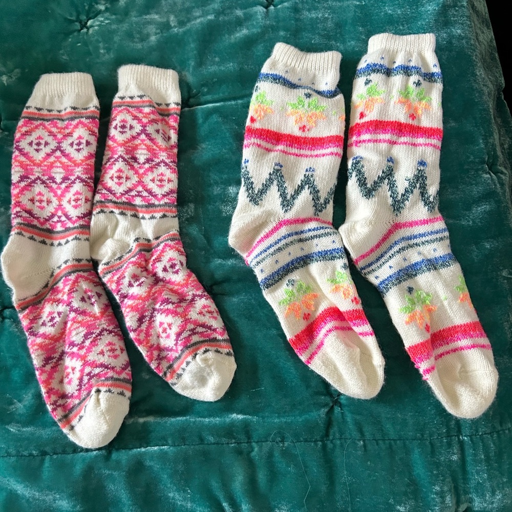 Vibrant Patterned Casual Socks